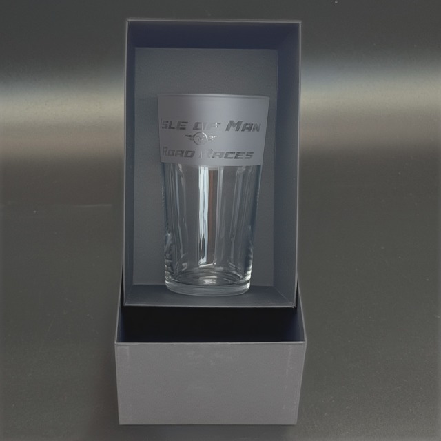 GLASS - RACING PINT GLASS MG 604