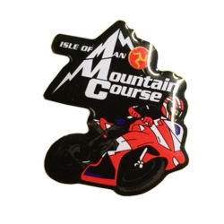 PIN BADGE - THE  MOUNTAIN COURSE MG 621